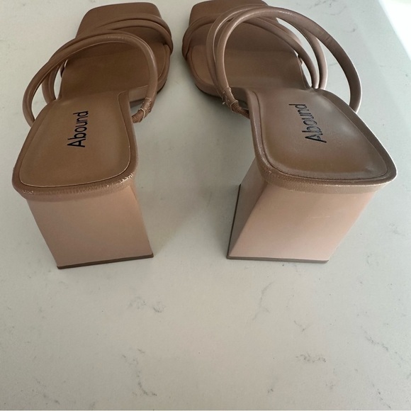 Abound Austyn Strappy Sandal in Tan size: 9 - Picture 4 of 5